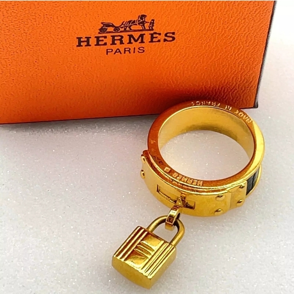 Nwot 💦 Hermes Kelly GD Black Scarf Ring 🖤 W/ Hermes Box / Hermes Ribbon 🎀